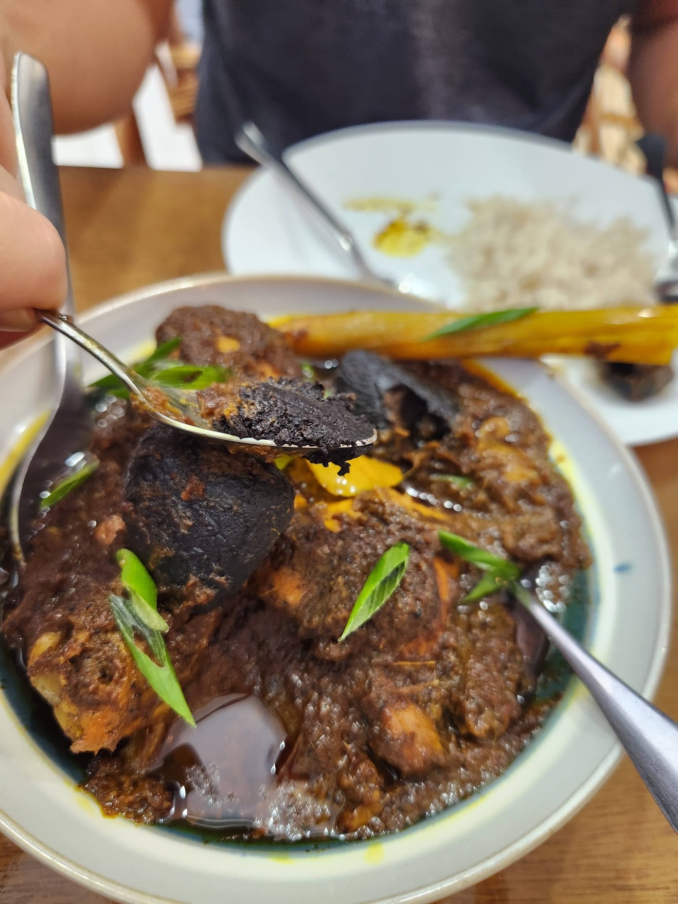Classic Ayam Buah Keluak 娘惹黑果焖鸡 (FROZEN)