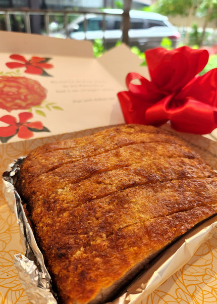 (Freshly Roasted) Crackling Skin Dry-Aged Siu Yuk 黄金砖烧肉