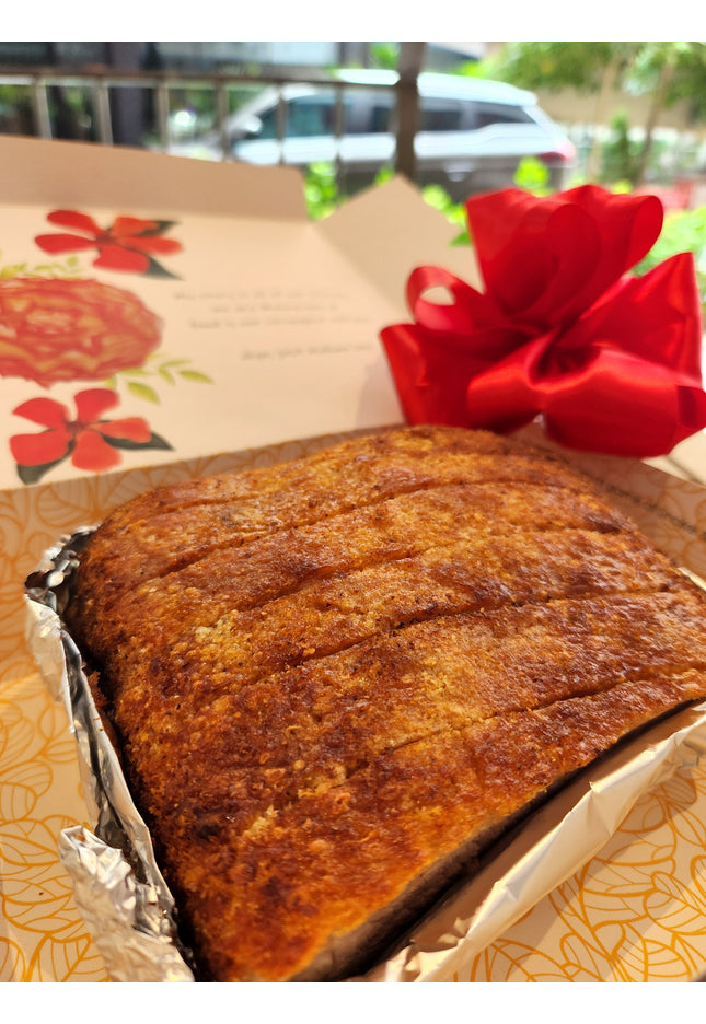 (Freshly Roasted) Crackling Skin Dry-Aged Siu Yuk 黄金砖烧肉