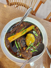 Classic Ayam Buah Keluak 娘惹黑果焖鸡 (FROZEN)