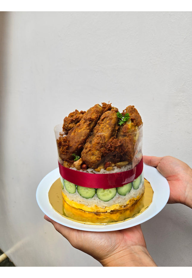 Cripsy Pork Ribs Berempah Pork Lard Nasi Lemak Cake (6 inch)