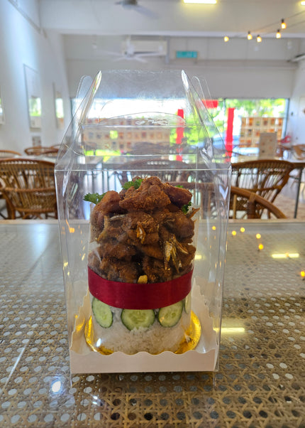 Cripsy Pork Ribs Berempah Pork Lard Nasi Lemak Cake (4 Inch)